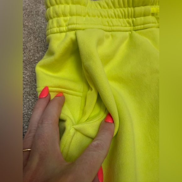 Lululemon Electric Yellow Loungeful Athletic Shorts, High Rise, size 8, EUC - Picture 6 of 11